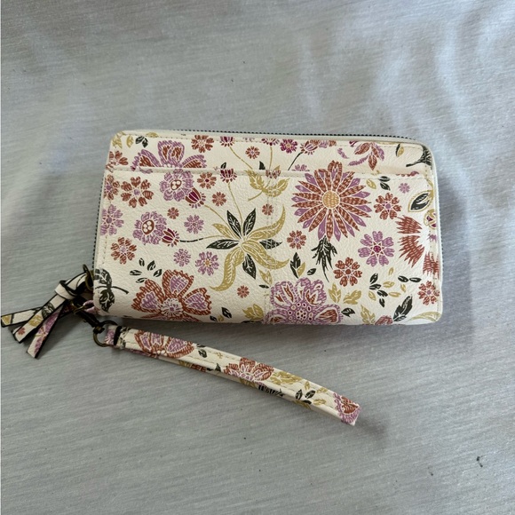 Handbags - Wristlet Wallet Floral Bag